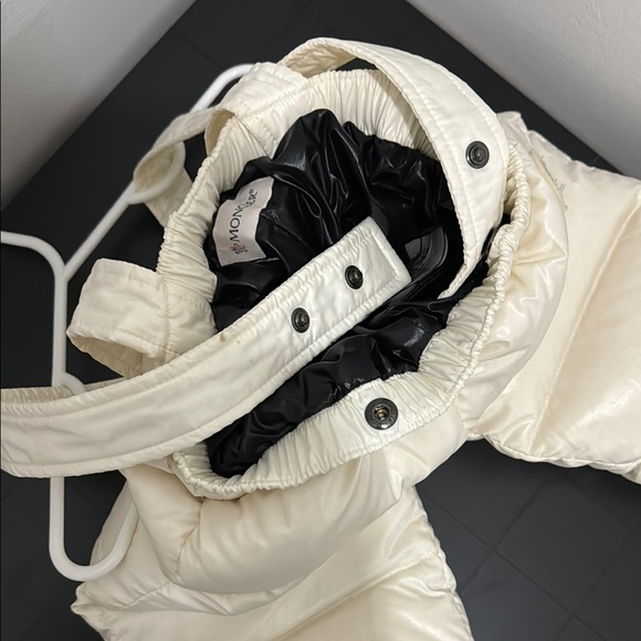 Moncler Kids White Puffer Pants - Picture 6 of 6